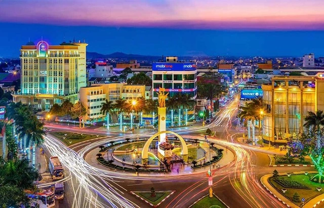 Đến với Buôn Ma Thuột – Thủ phủ cà phê và những chuyến đi bụi